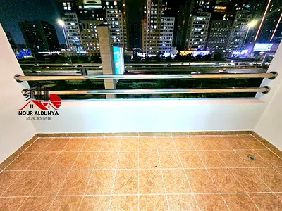 CLOSE TO METRO - SPACIOUS 3BHK + MAIDROON+ LAUNDRY ROOM - RENT 90K - GYM SWIMMING POOL - BALCONY - FAMILY BUILDING