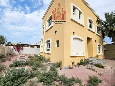 5 Bed room Hall Majlis Maids room All Master room like new villa 150k.