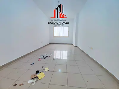 Spacious Studio!! Near Pond Park!! Book Now!!