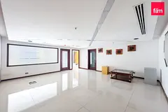High Floor | Vacant | Community Expert