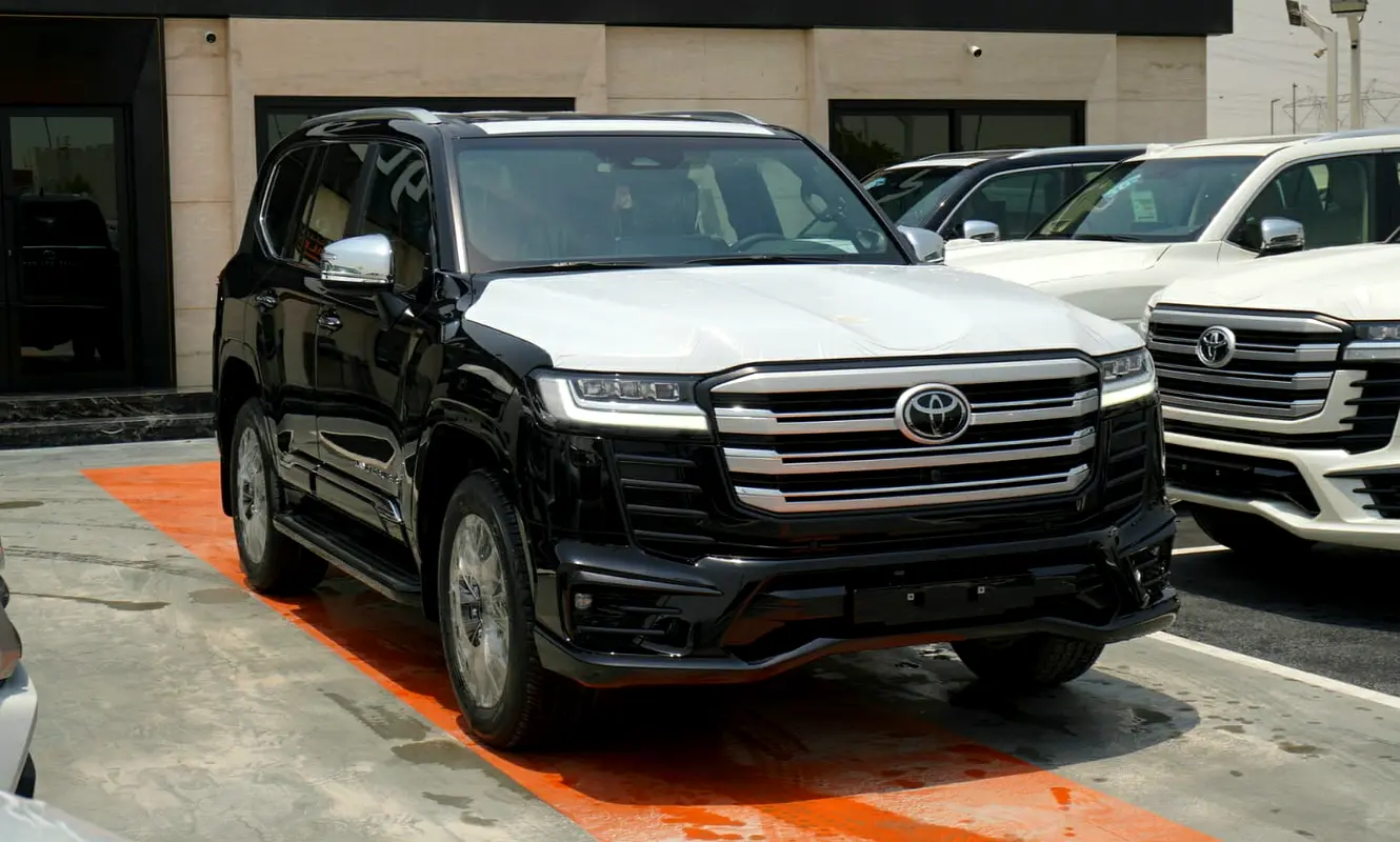 Toyota Land Cruiser 2026 — photo 1 of 15
