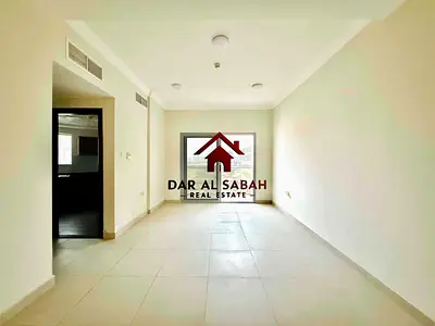 Huge layout/with Huge balcony/Ready to move unit/Frint view