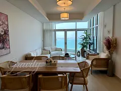Luxury 1BR | Palm Jumeirah | Beach Access | Fully Furnished with Zero Commission.
