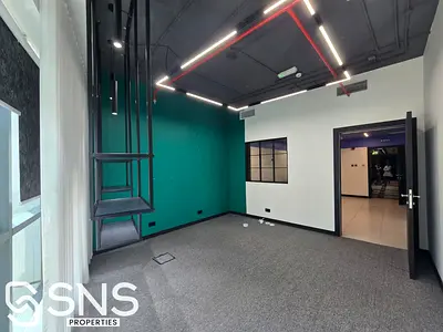 Vacant Office | High Floor | Near Metro