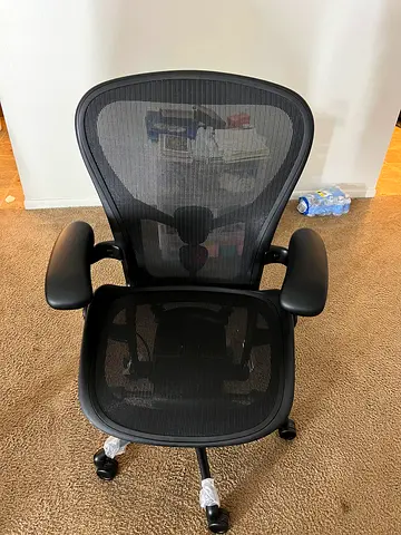 New Stock Remastered V2 Version Herman Miller Aeron Chair Graphite Size B Fully Adjustable