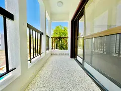 Spacious 3 Bedrooms First Floor Balcony Near Jimi Mall