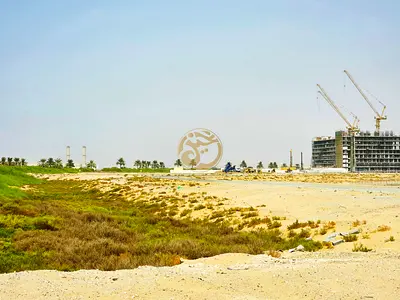 ارض سكني بنايات | G+7 | تغطية 65% | موقع استراتيجي بمجتمع الزوراء الفاخر.