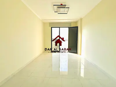 6 cheque payment/deposit cheque/1 month free/with balcony/ready to move !