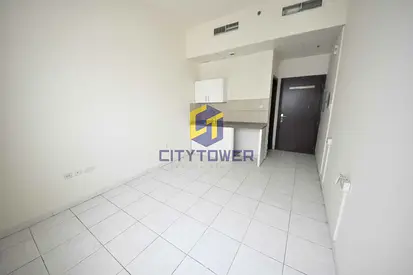 Bright and Large Layout Studio for Family Near Union Metro Station