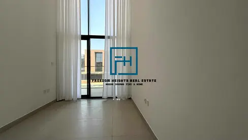 Opportunity to Invest !! 3 bedrooms Unit for sale in Robinia Masaar