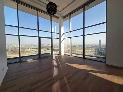 Penthouse Living | Amazing View | Renovated