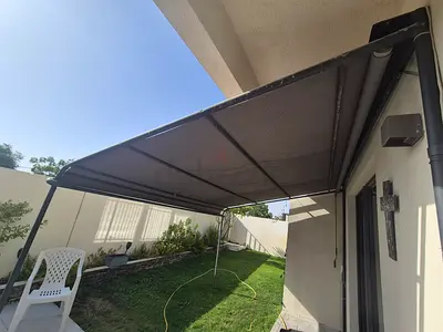 Retractable Outdoor Patio Awning - Good Condition