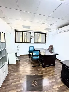 PRIVAT OFFICE WITH WASHROOM AND PANTRY READY TO MOVE