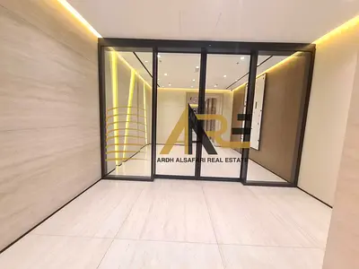 Lavish 2BHK Apartment with Balcony ,Parking and pool No commission