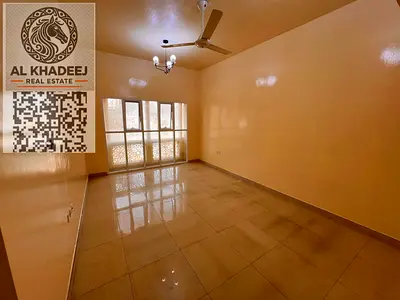 غرفه وصاله بمساحه كبيره بمنطقه المويهات 3 بجوار جميع الخدمات وطريق محمد بن زايد