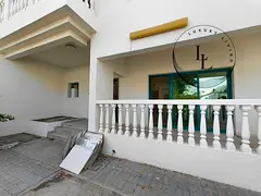 Luxurious and spacious 3bhk duplex villa, central AC