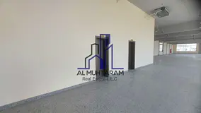 Affordable wherehouse brand new Prime location