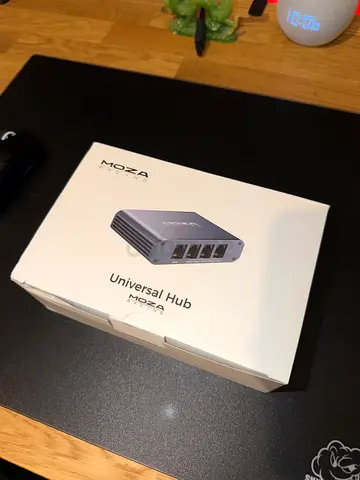 Moza Universal Hub - Racing Simulator