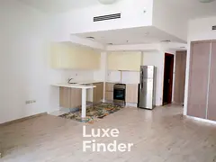 Large Size | Vacant | Prime Location