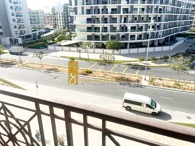 ROAD VIEW | HUGE LAYOUT | READY TO MOVE IN