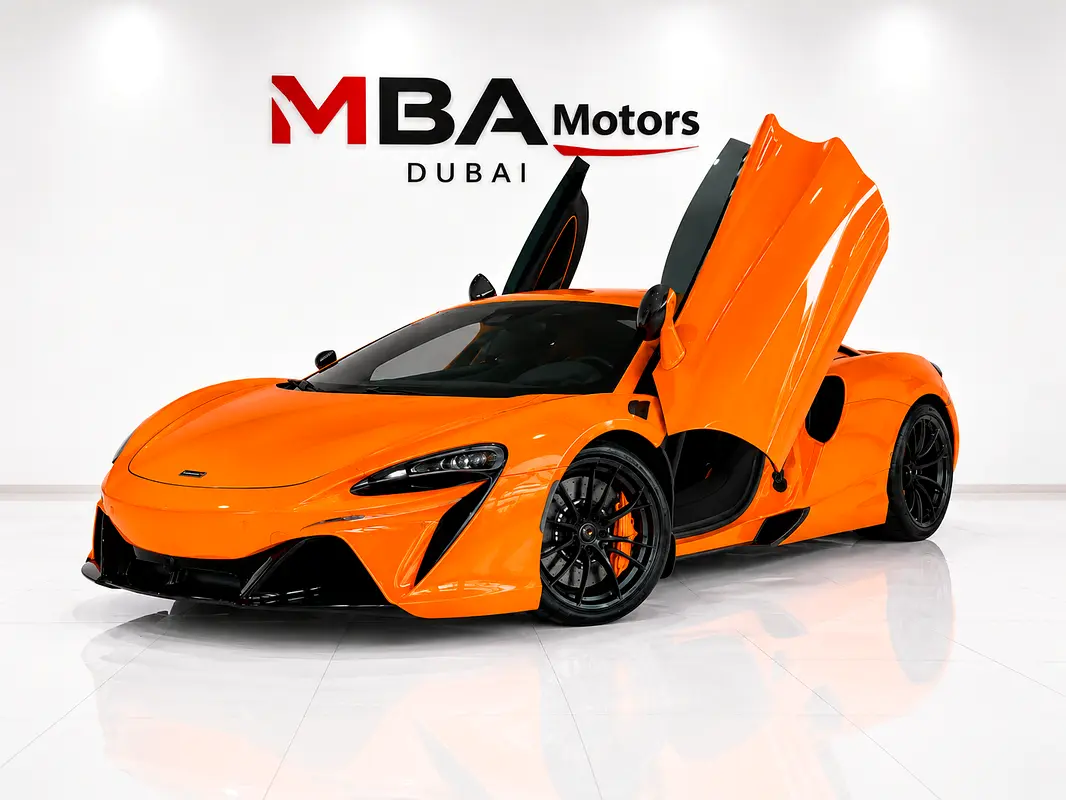 McLaren Artura 2023 — photo 1 of 8