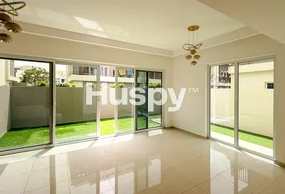 Vacant | End Unit | Landscaped Garden