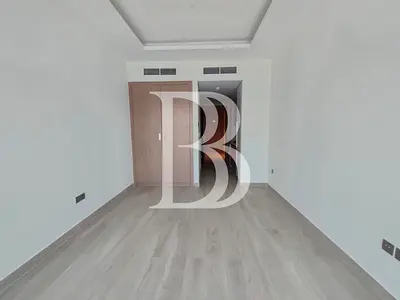Semi furnished | Vacant | Prime location