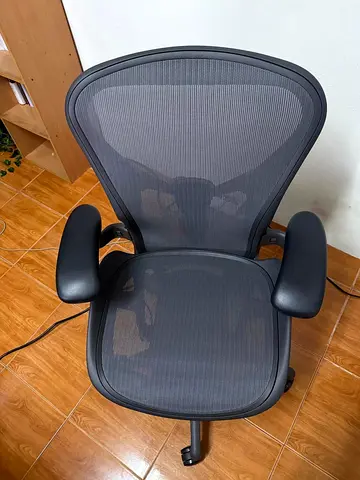 Herman miller Aeron Remastered size B fully loaded