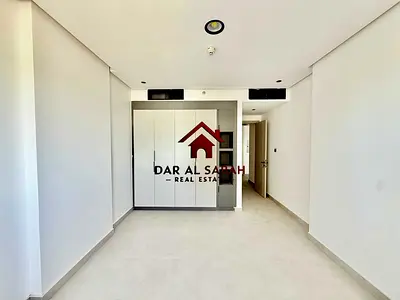 BRAND New Unit with Huge balcony & Wadrobe/ Master bedroom/ Open view