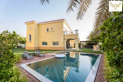 FULLY FURNISHED | PRIVATE POOL | EXCLUSIVE