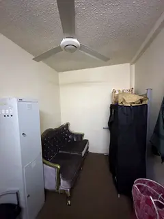 Studio room bed space for rent