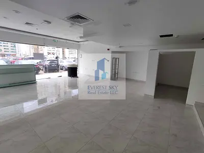 Shop (in Sandy Area) with split Ac & toilet for URGENT LEASE !!