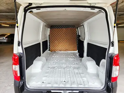 صورة 13 لـ 2022 Nissan URVAN