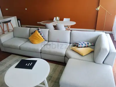 Light grey L-shaped sectional sofa with chaise – good condition