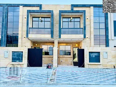 فيلا تاون هاوس فاخر 5 غرف ماستر للبيع بمنطقة الحليو 2