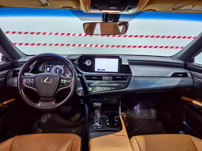 صورة 9 لـ 2023 Lexus ES-SERIES
