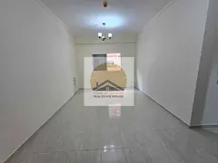 2BHK Near Pond park With 3Bath &amp; Parking