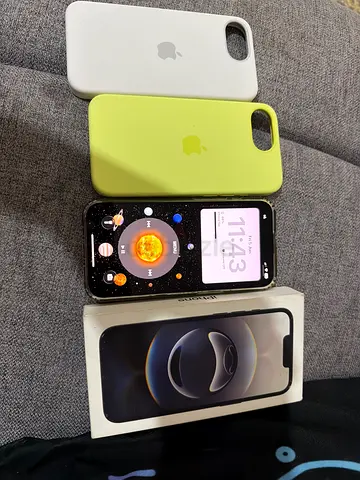 iPhone 16e