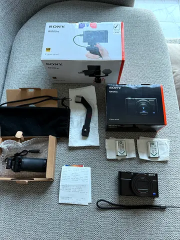 Sony RX100vii vlogging kit