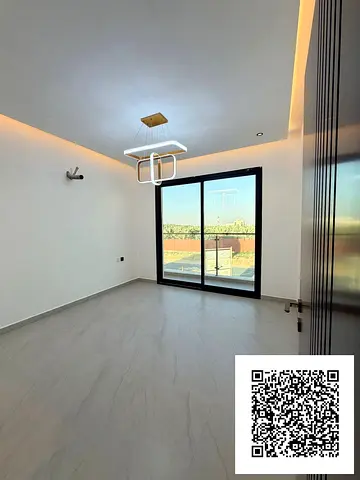 Luxury Townhouse for Sale – Ideal for Family Living & Investment