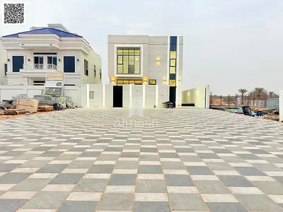 For sale: European-style villa with very high-end finishing. Freehold ownership for all nationalities. Prime location on a main street with a 20-meter