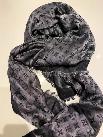 Louis Vuitton Shine Designer Monogram Scarf Shine  - Good Preowned Condition original incl invoice