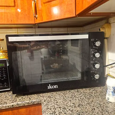 Ikon countertop convection microwave oven - good working condition