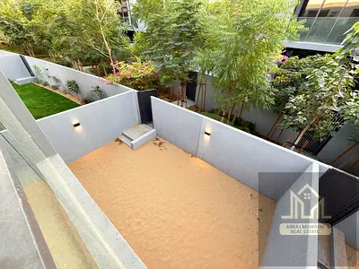 Brand New 4 Bedroom Middle Unit in kaya
