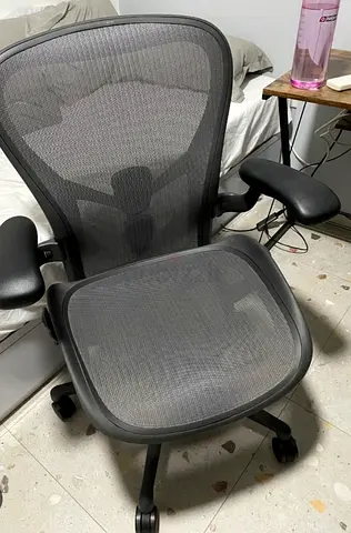 Ergonomic Remastered Herman Miller Aeron Chair Graphite Size C Fully Adjustable