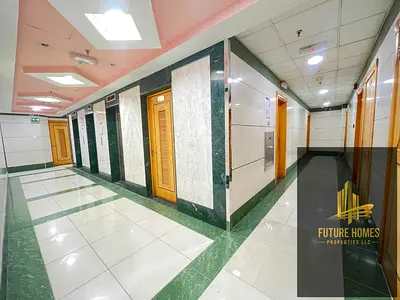Lavish studio with good kitchen on prime location