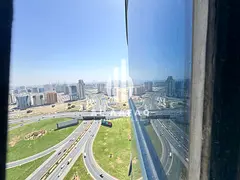 Spacious 2 BHK | Free parking | Close to Dubai Exit | Balcony