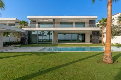 Chic Ultra-Exclusive EŌME Villa On Palm Jumeirah