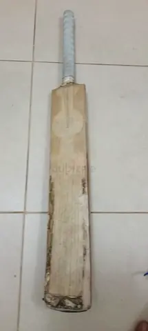 SG size 6 English willow Used cricket bat — well-played, solid willow needs touch up on the edges