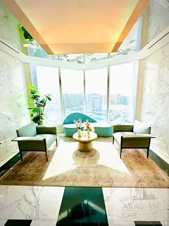 Luxury &amp; Fully Furnished Office